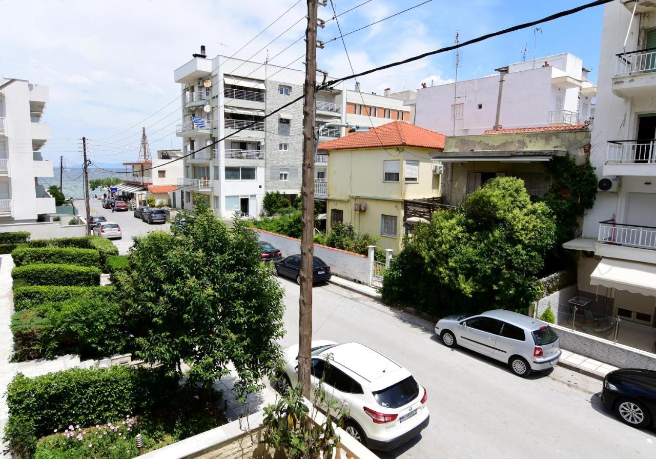 M&D Apartments Peraia  Exterior photo
